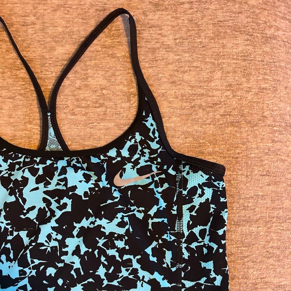 Nike Athletic Tank Top - Picture 3 of 4